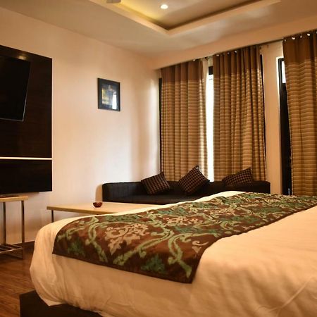 Hotel Black Magic Дармсала Екстер'єр фото