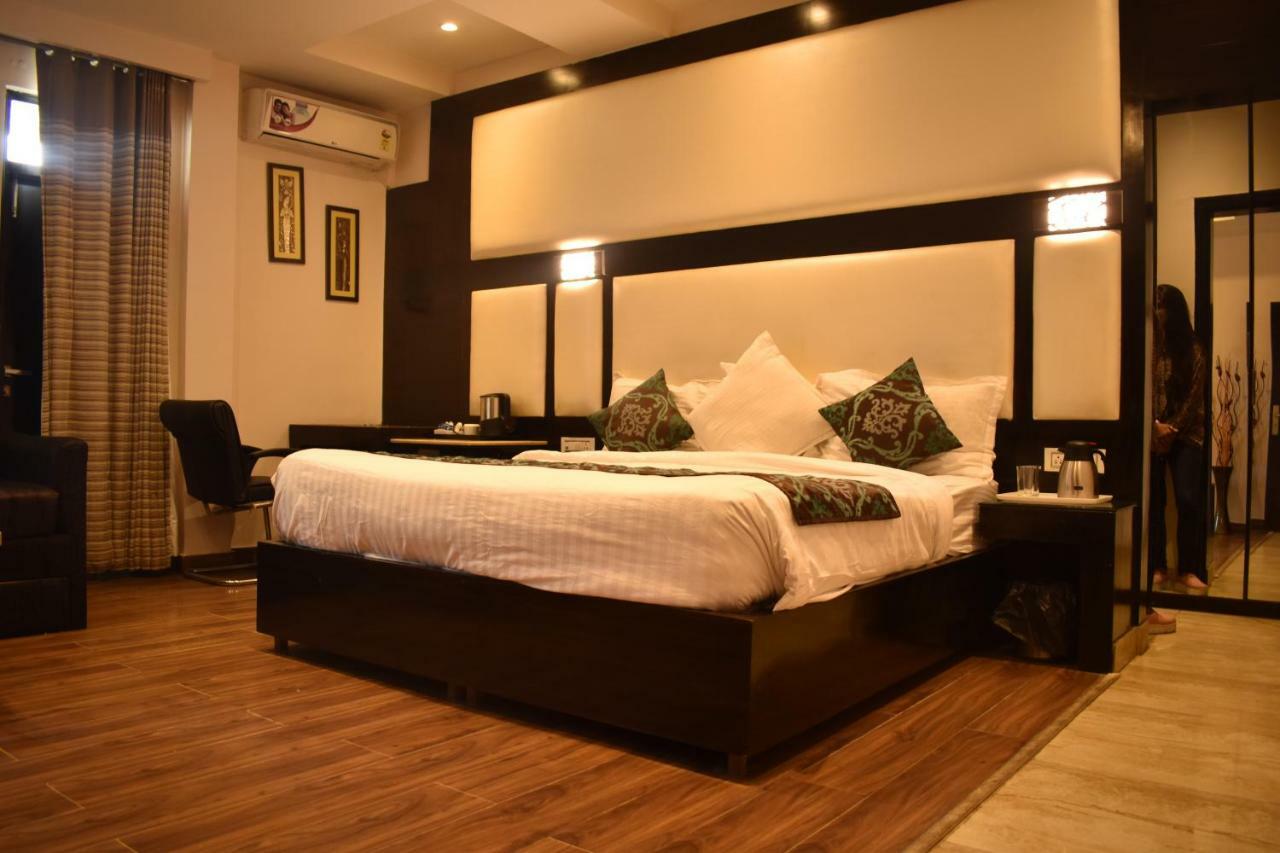 Hotel Black Magic Дармсала Екстер'єр фото