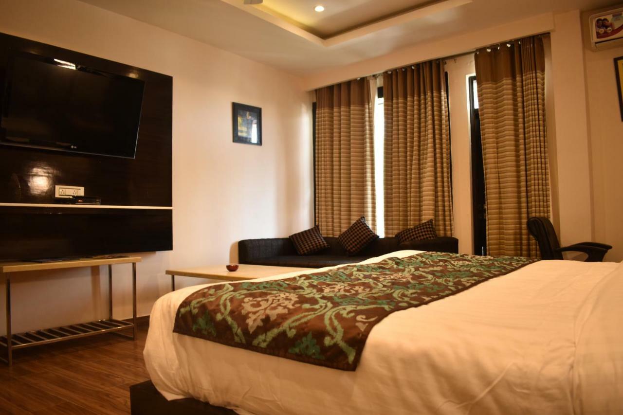 Hotel Black Magic Дармсала Екстер'єр фото